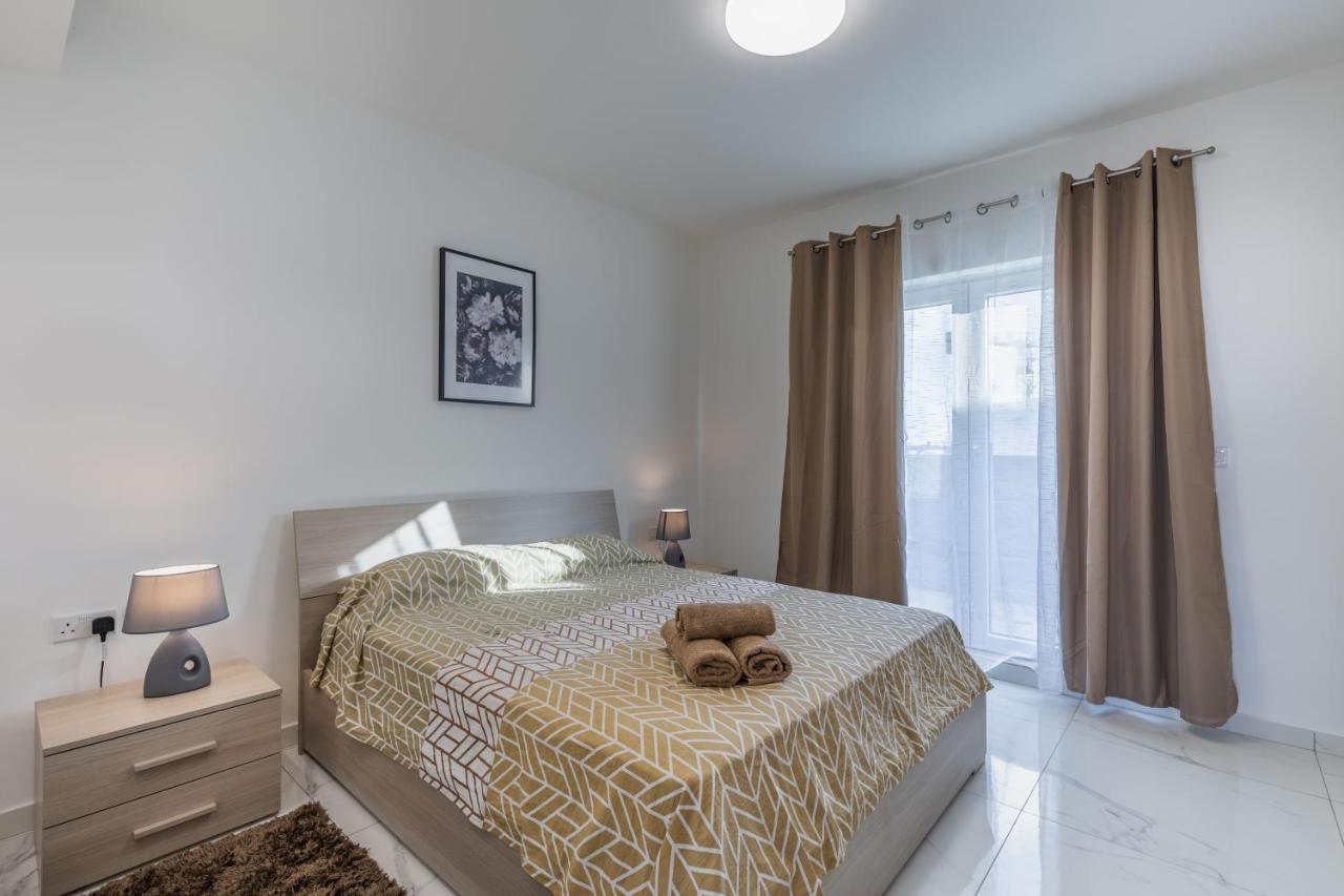 Terrace View- A Charming Two Bedrooms Penthouse Ac-Wifi Msida Exterior photo