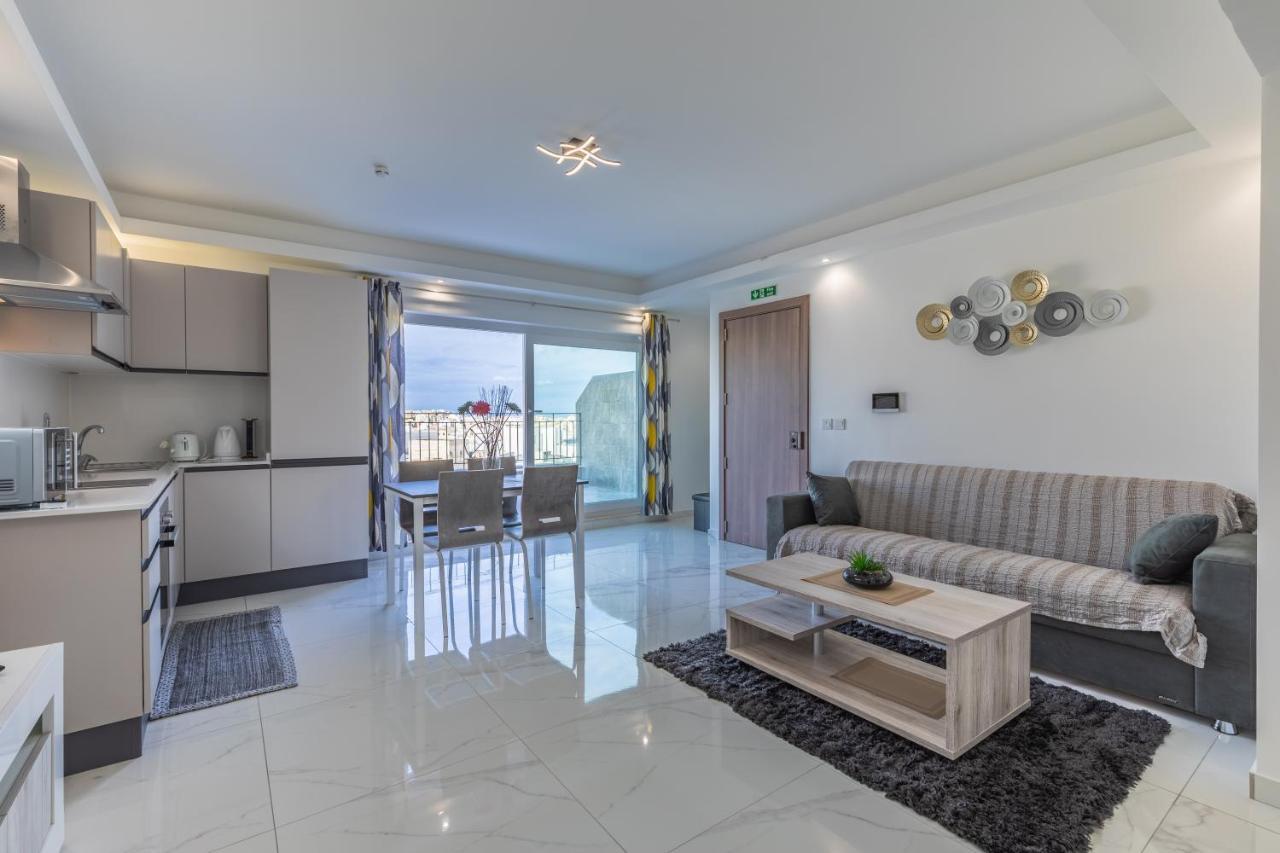 Terrace View- A Charming Two Bedrooms Penthouse Ac-Wifi Msida Exterior photo