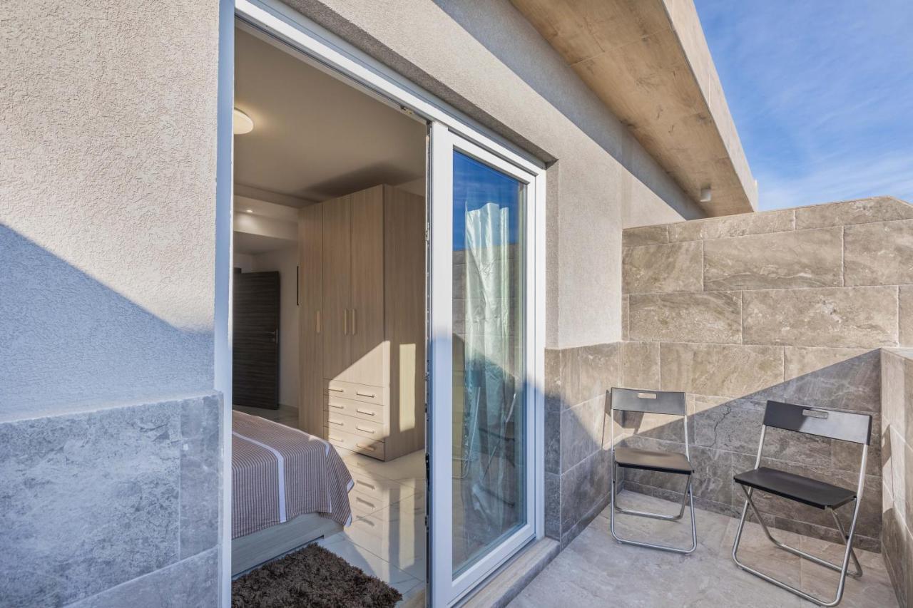 Terrace View- A Charming Two Bedrooms Penthouse Ac-Wifi Msida Exterior photo